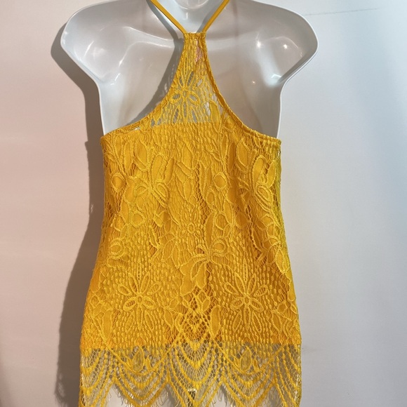 No Boundaries - Lace tank top. Size S - Picture 2 of 8